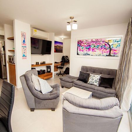 Apartamentos En El Sur De Cali, Parqueadero Propio, Piscina, Wifi エクステリア 写真