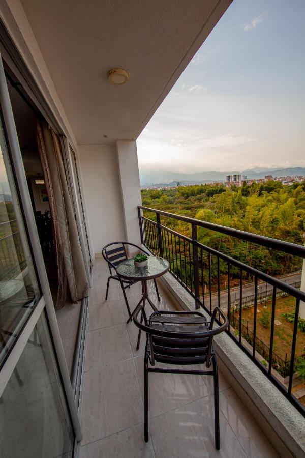 Apartamentos En El Sur De Cali, Parqueadero Propio, Piscina, Wifi エクステリア 写真