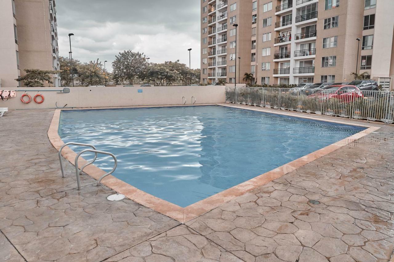 Apartamentos En El Sur De Cali, Parqueadero Propio, Piscina, Wifi エクステリア 写真